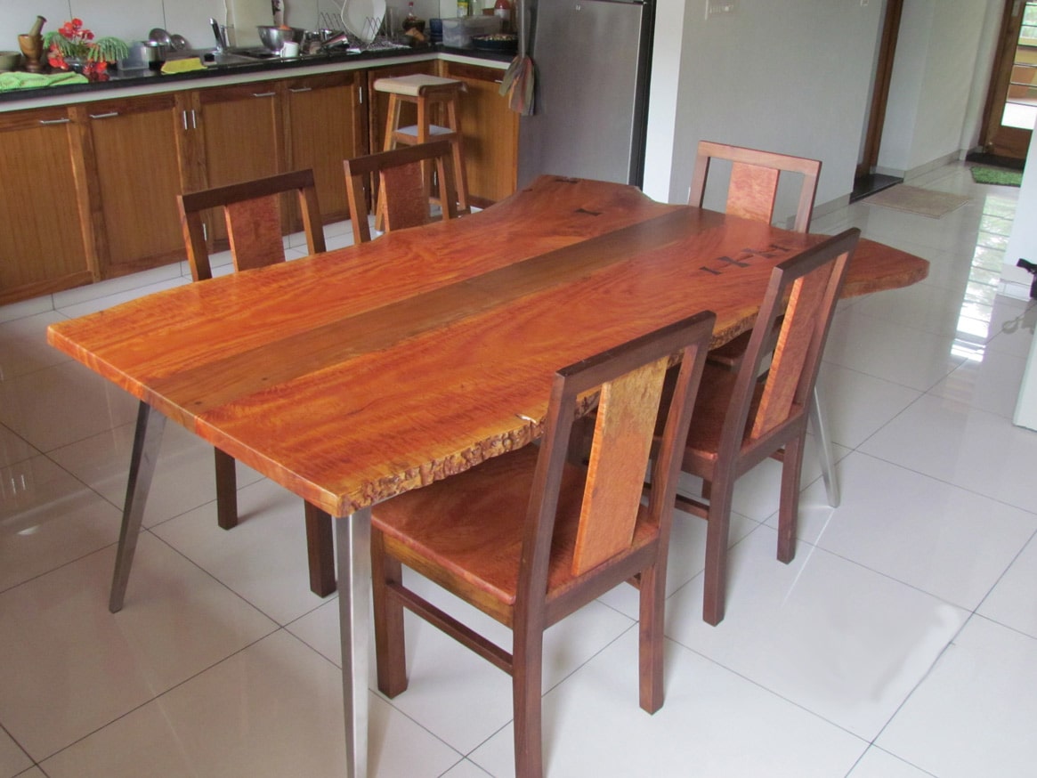 Read more about the article Dining Table 14