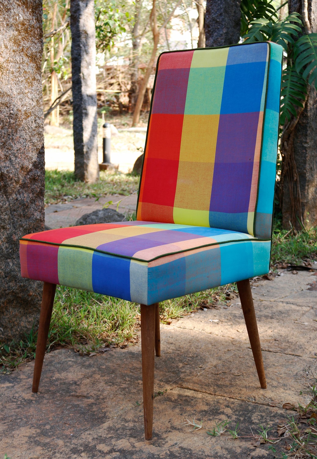 Read more about the article Pixel Chair 01